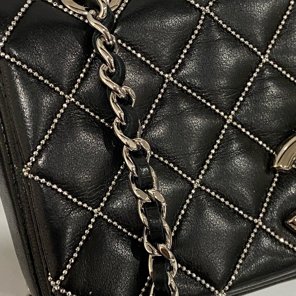 Rare and Limited Edition🔥🔥 Chanel diamond Quils - Picture 12 of 13